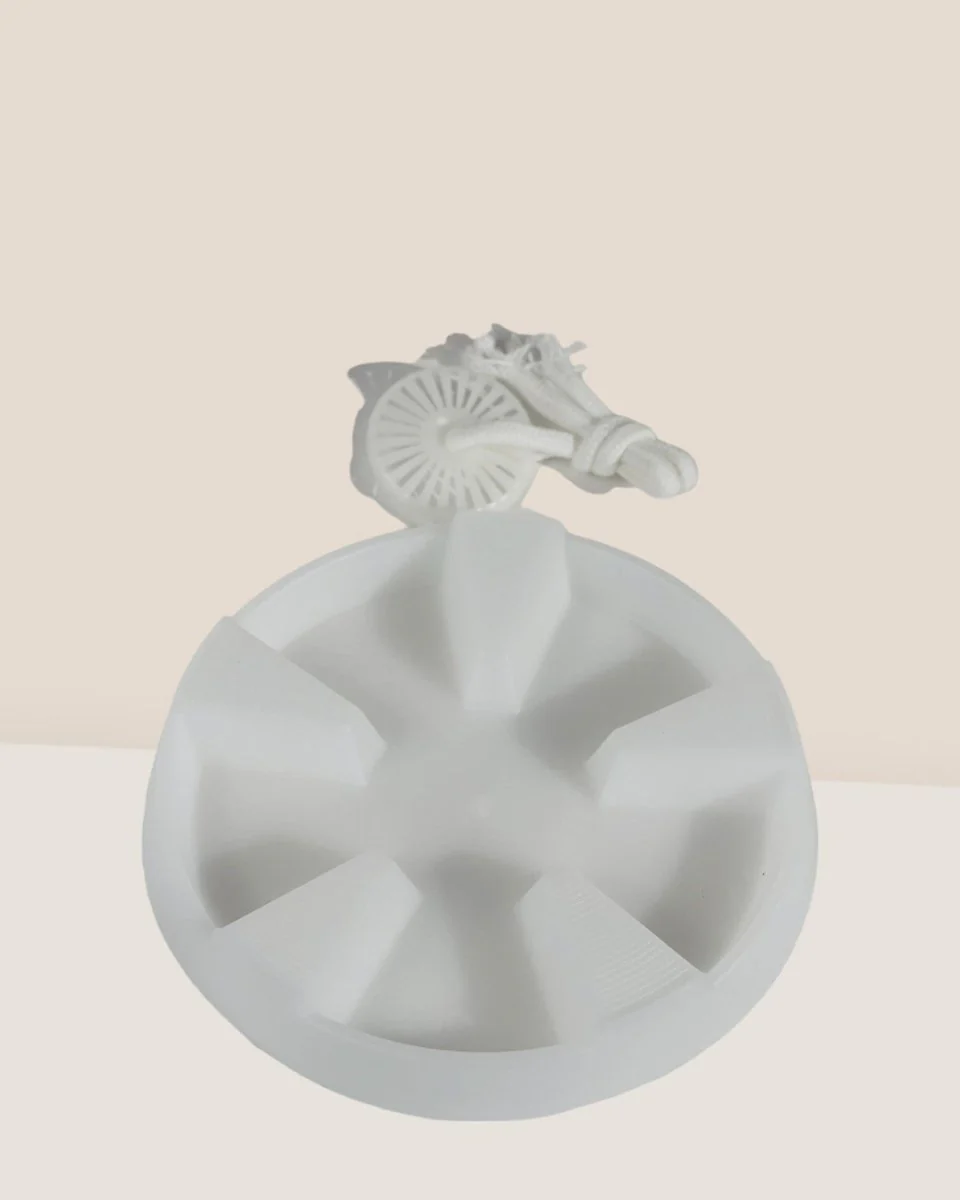 Plant tray with Self Watering Wick - Image 8